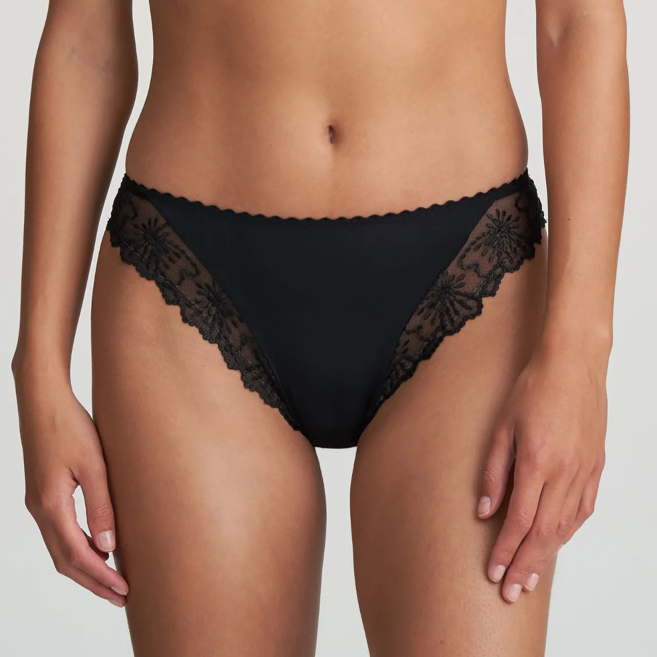 Jane Italian Brief in Black